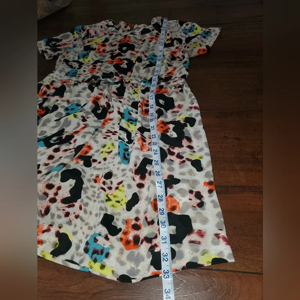 Topshop Multicolor Leopard Print Short-Sleeve Tunic Dress Size 6 - Picture 8 of 11